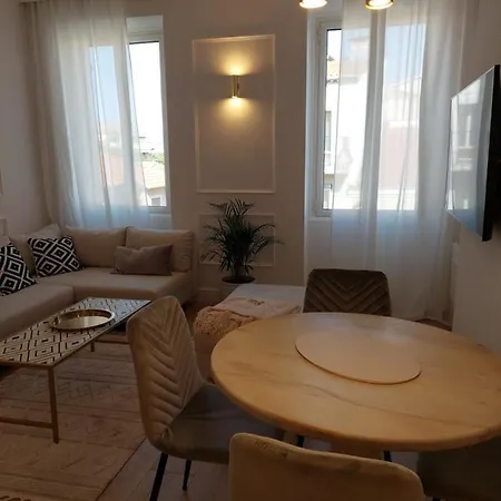 Raphael's Apartment, Classe 3 Etoiles Apartment